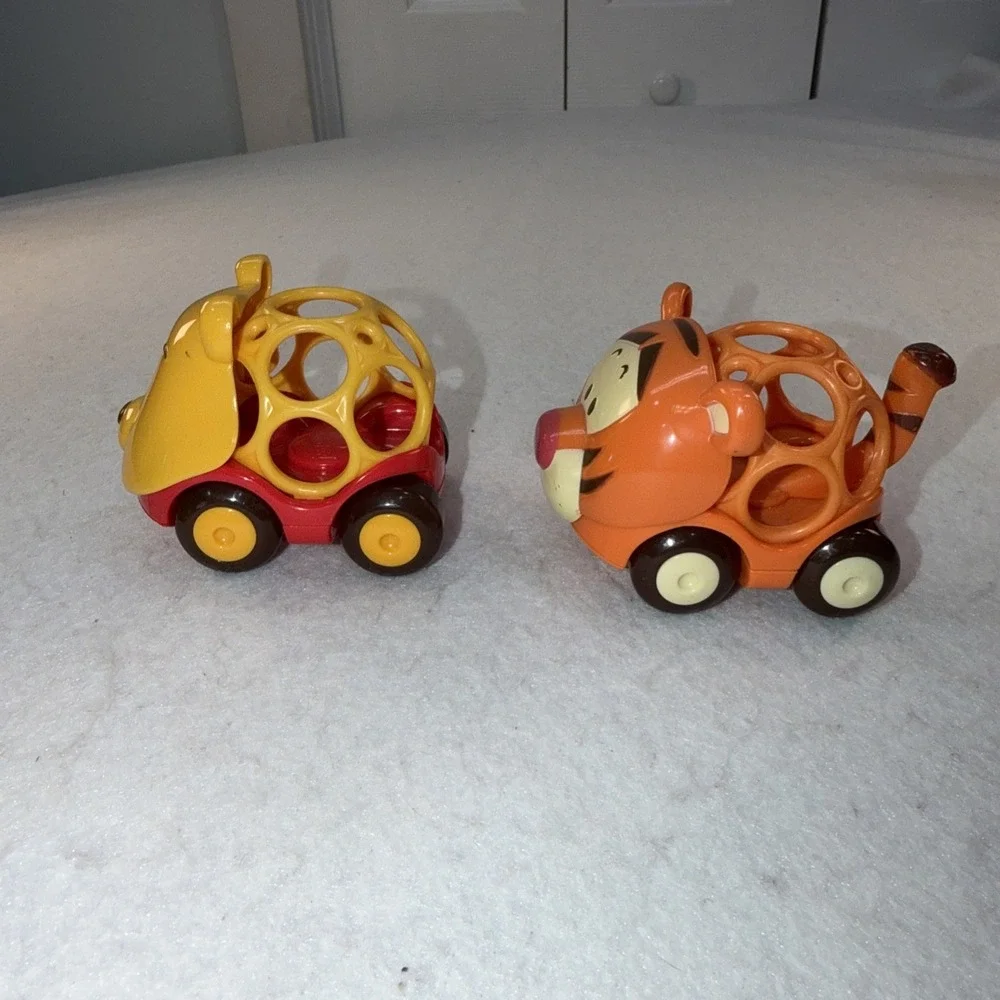 Disney Winnie The Pooh & Tigger O Ball Rattle & Roll Cars Baby Toy Set